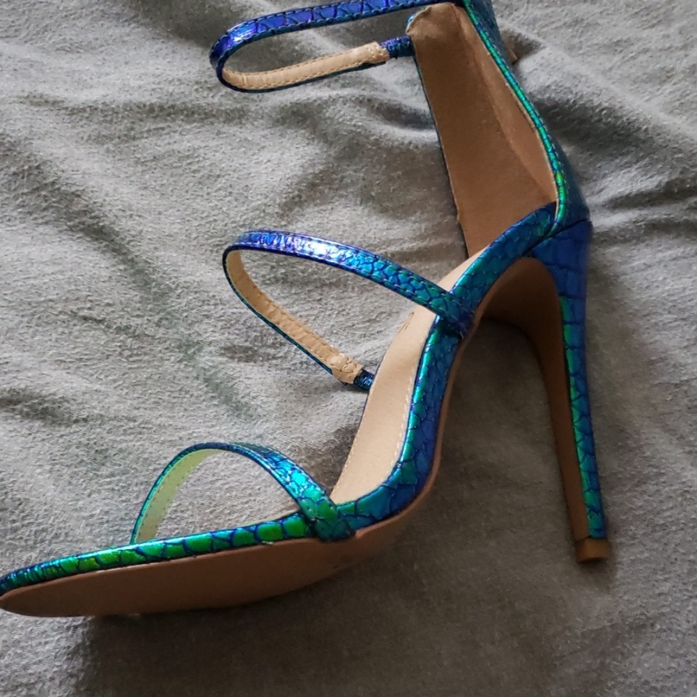 Liliana Heels